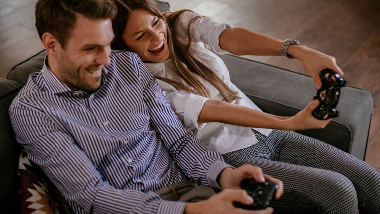 Fun Online Games To Play with your Girlfriend